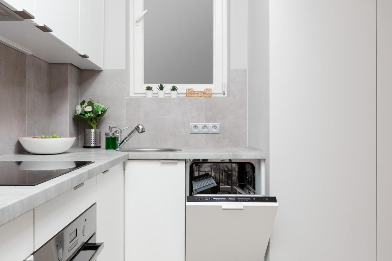 City Center Apartments Hoza By Noclegi Renters Warsaw Ngoại thất bức ảnh