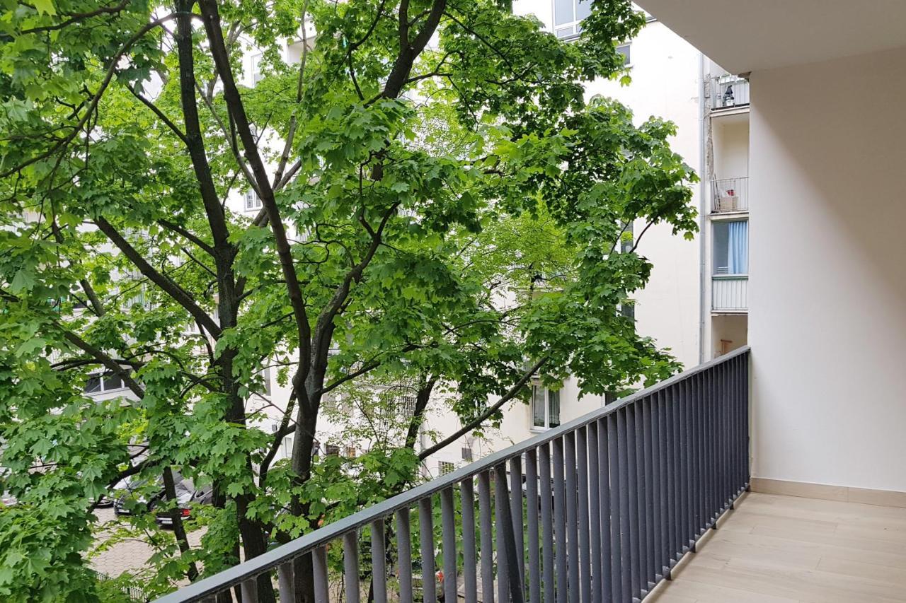 City Center Apartments Hoza By Noclegi Renters Warsaw Ngoại thất bức ảnh