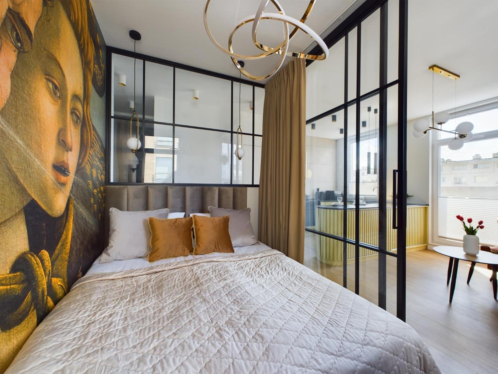 City Center Apartments Hoza By Noclegi Renters Warsaw Ngoại thất bức ảnh