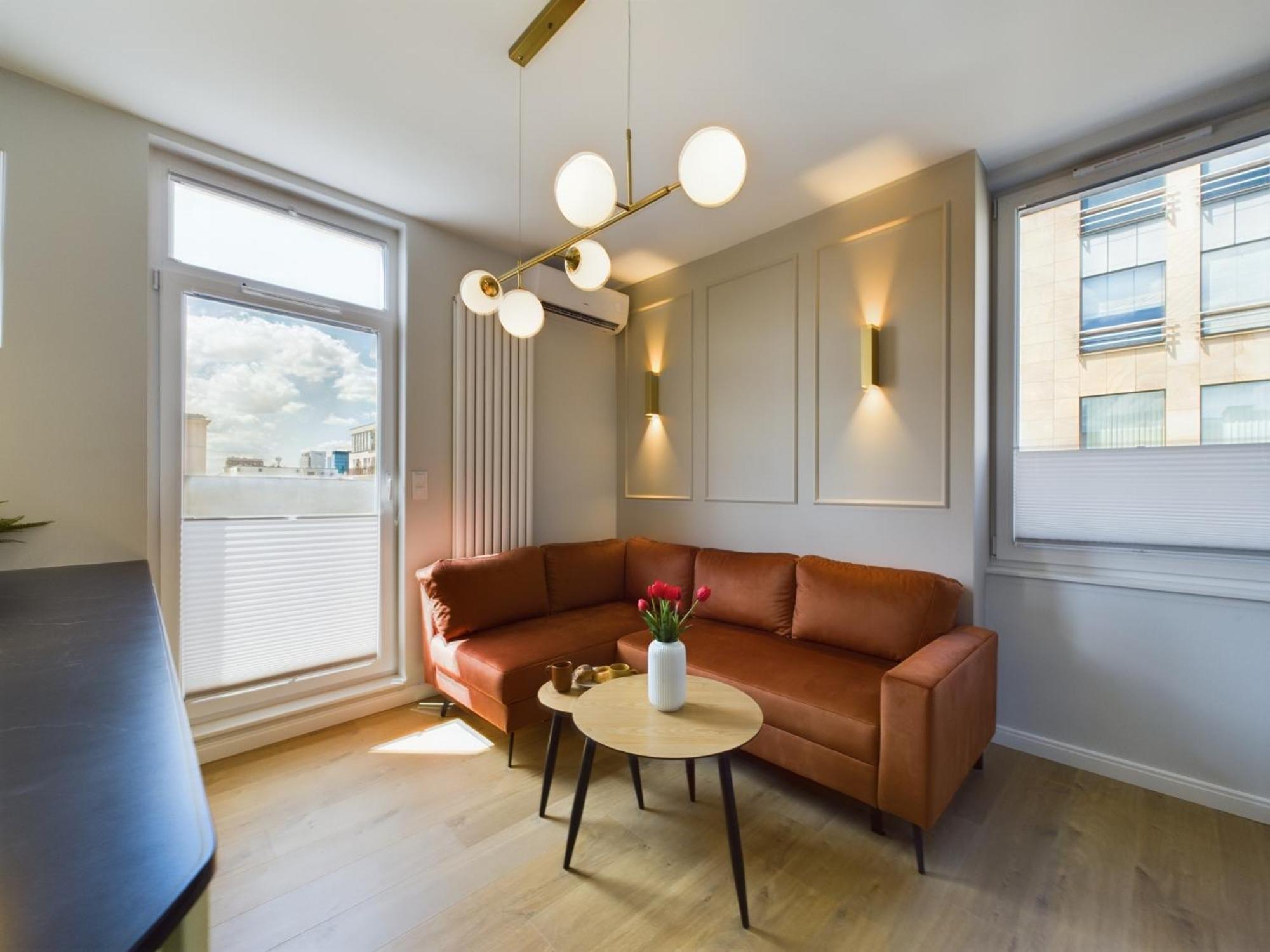 City Center Apartments Hoza By Noclegi Renters Warsaw Ngoại thất bức ảnh